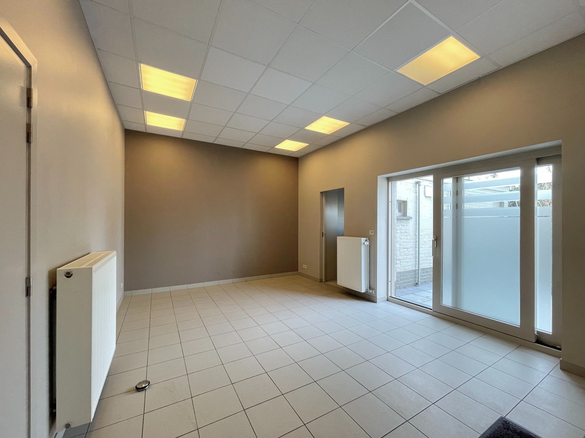 WONING MET MAGAZIJNTJE 52 m² + DUBBELE GARAGE 40 m² foto 22