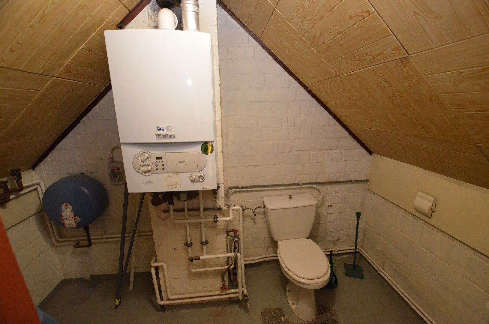 Zeer ruim multifunctioneel woonhuis met handelsgelijkvloers foto 12