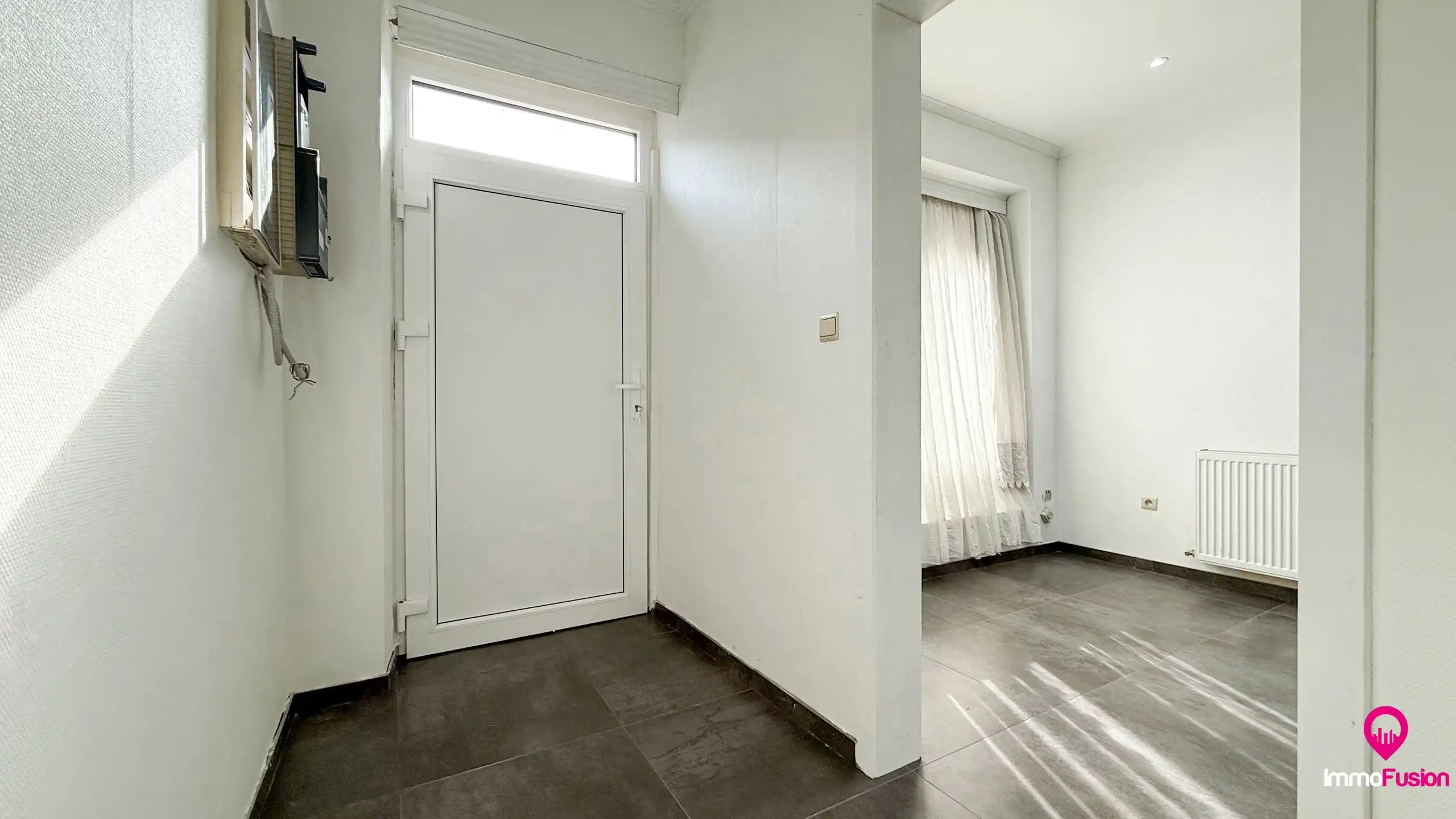 Praktische gezinswoning met 3 slpks op toplocatie in Heusden foto 7