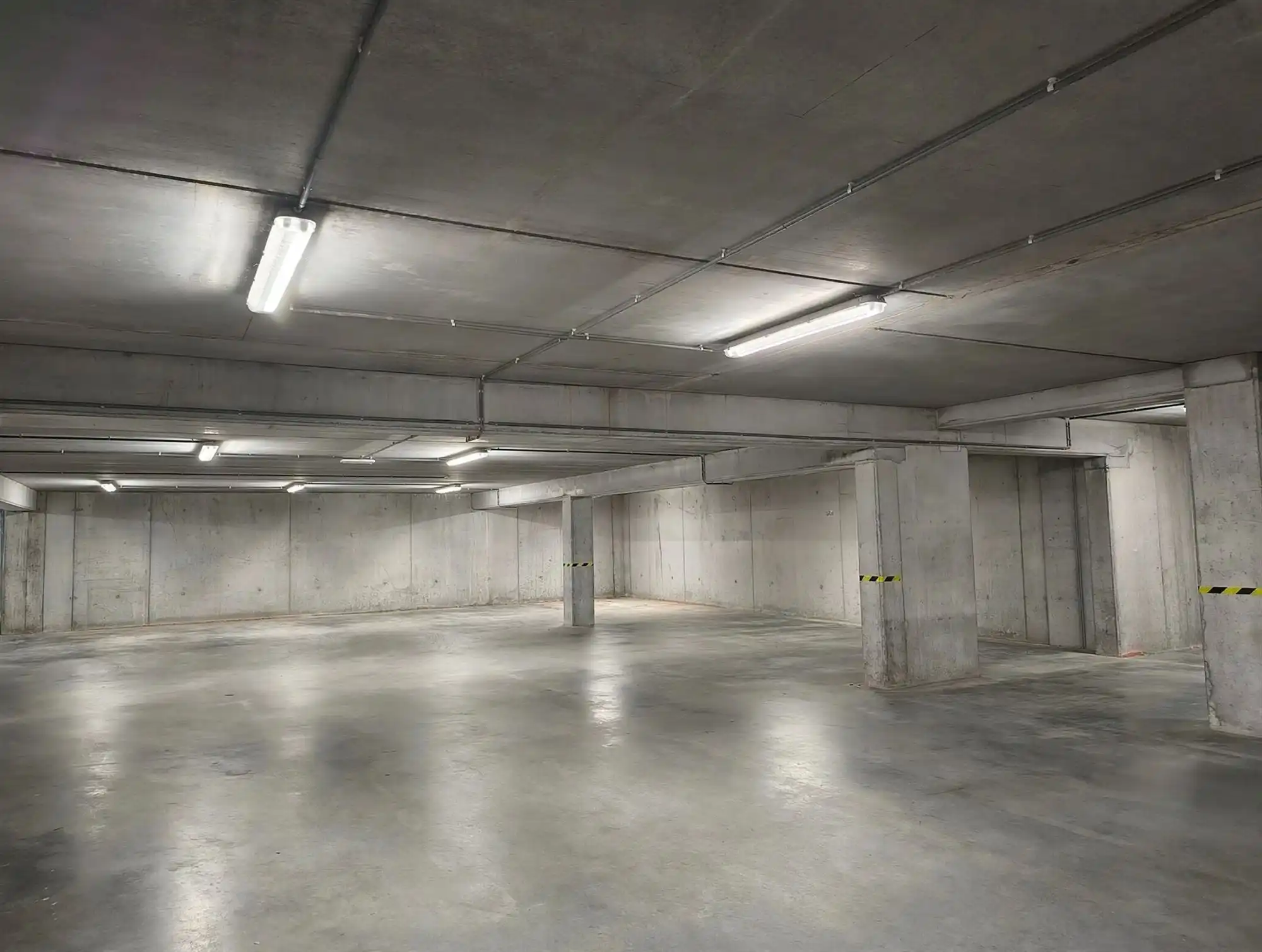 Appartement - Gelijkvloers - met 2 slaapkamers, groot terras en ondergrondse autostaanplaats foto 16