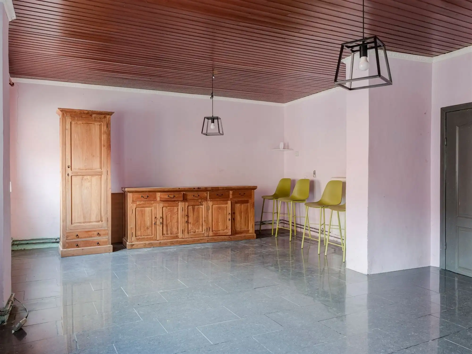 Te renoveren woning in het groen foto 9