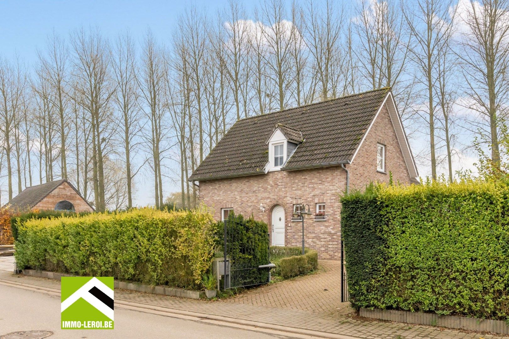Vrijstaande woning met zicht op weiland in Tongeren-Nerem foto 1