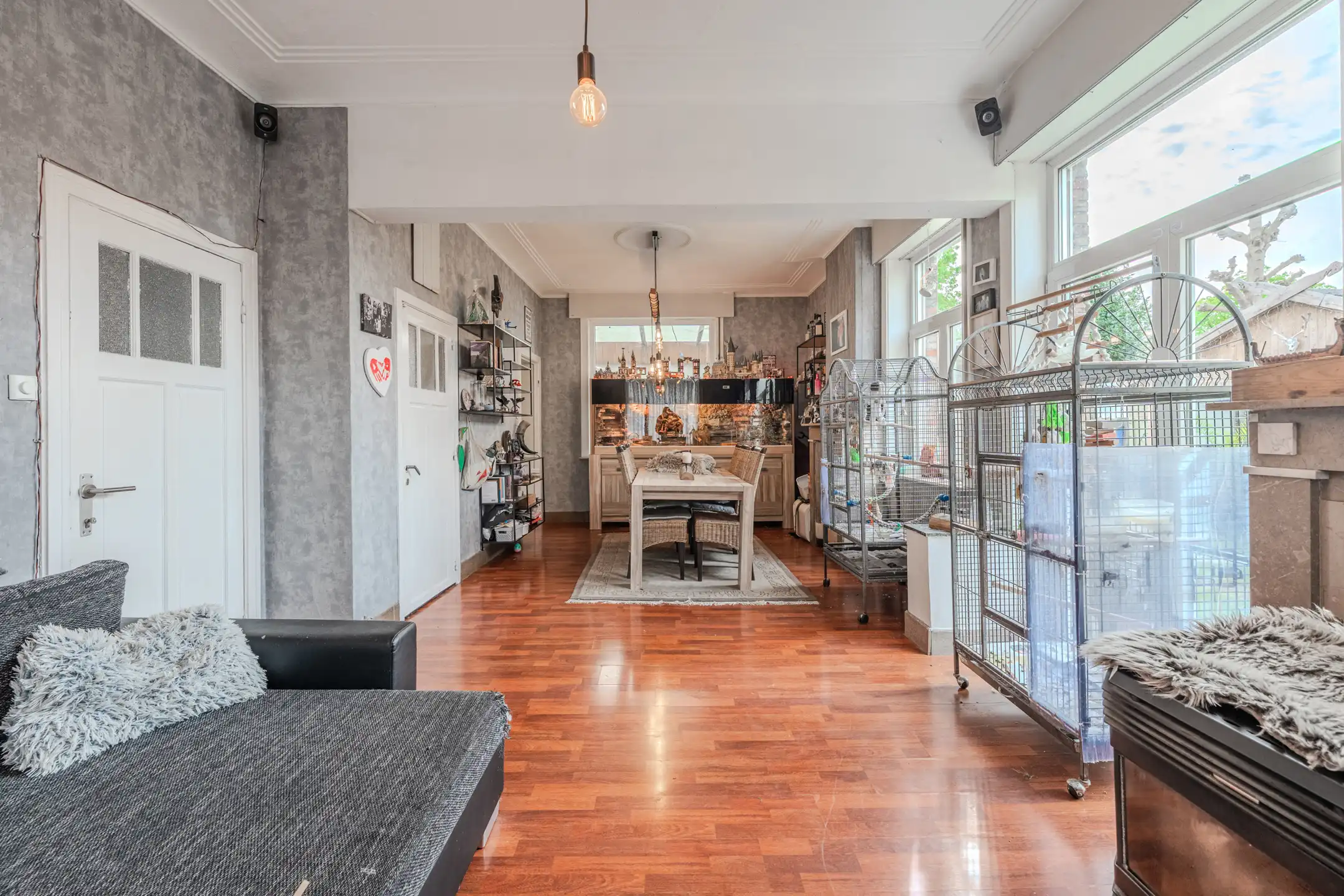 Zeer ruime statige woning met uitzonderlijk potentieel! foto 3