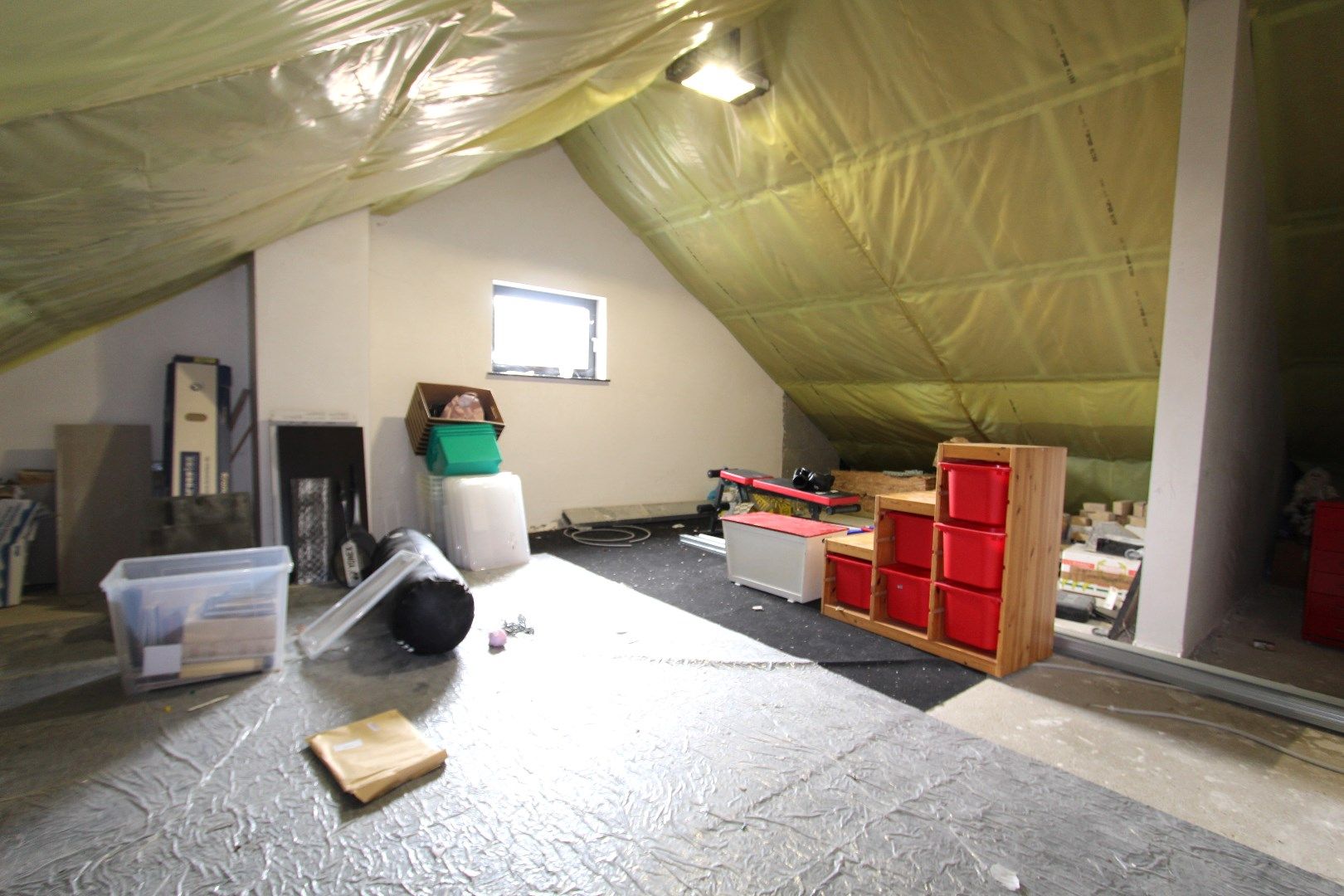 RECENTE WONING MET 5 SLAAPKAMERS EN GROTE TUIN foto 28