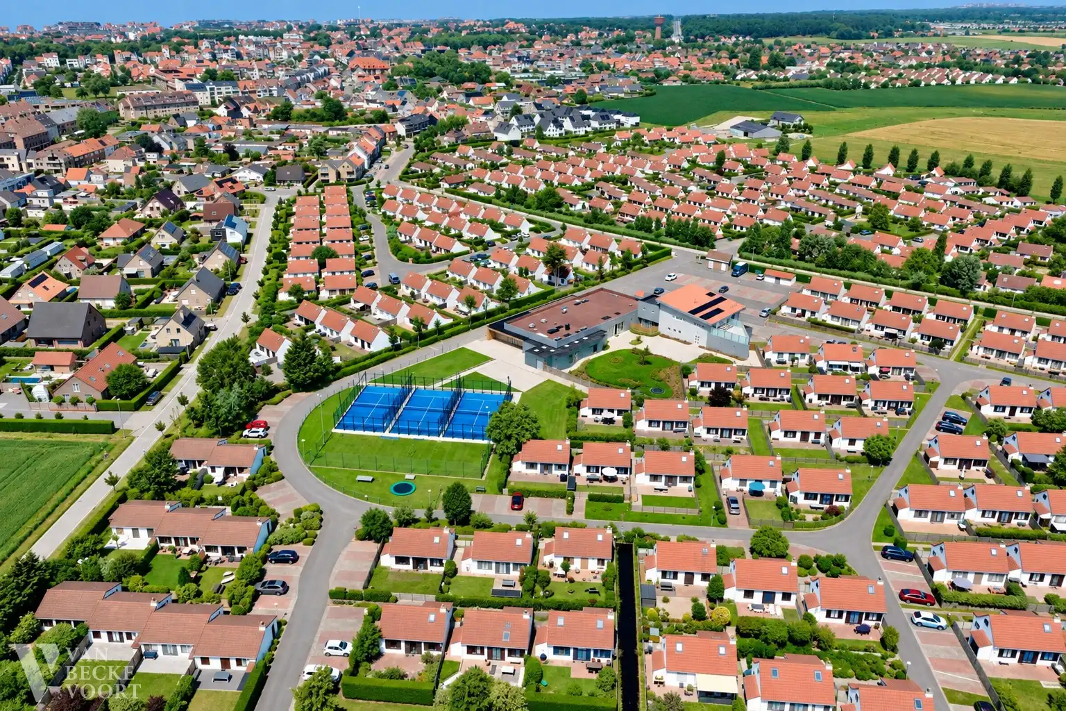 Exclusief veelzijdig padel- en horecaconcept foto 13