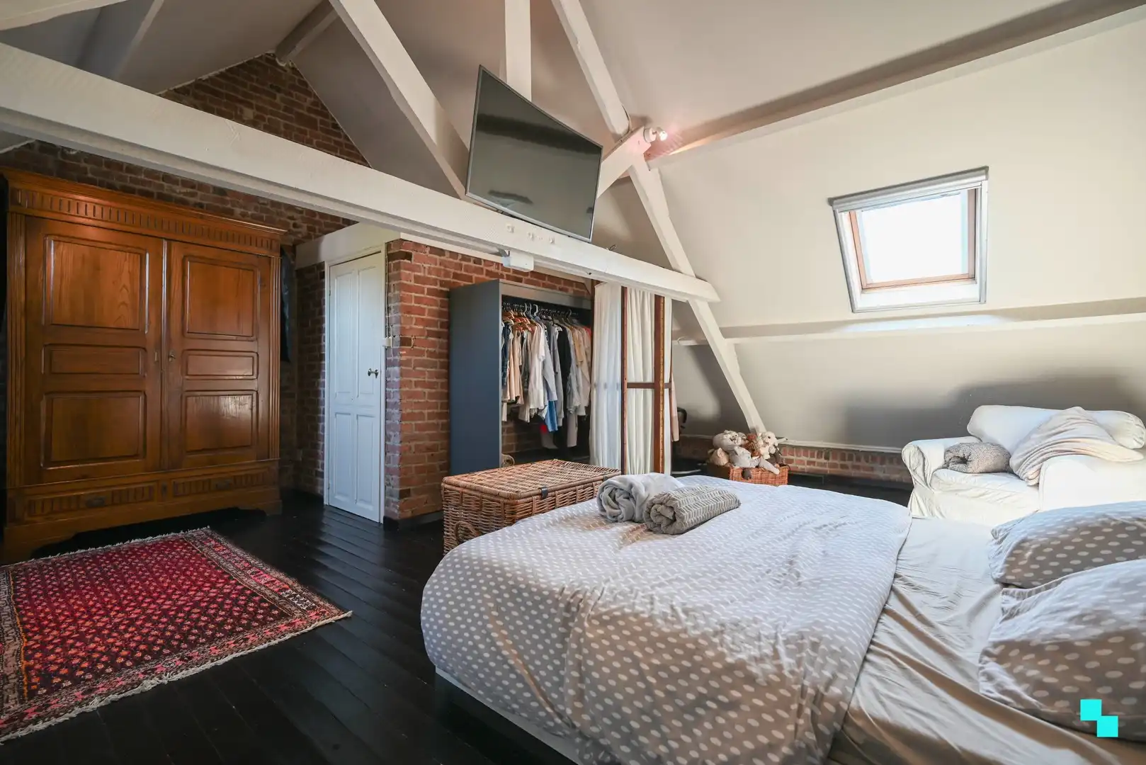 Riante dubbele woonst met 4 slaapkamers foto 26