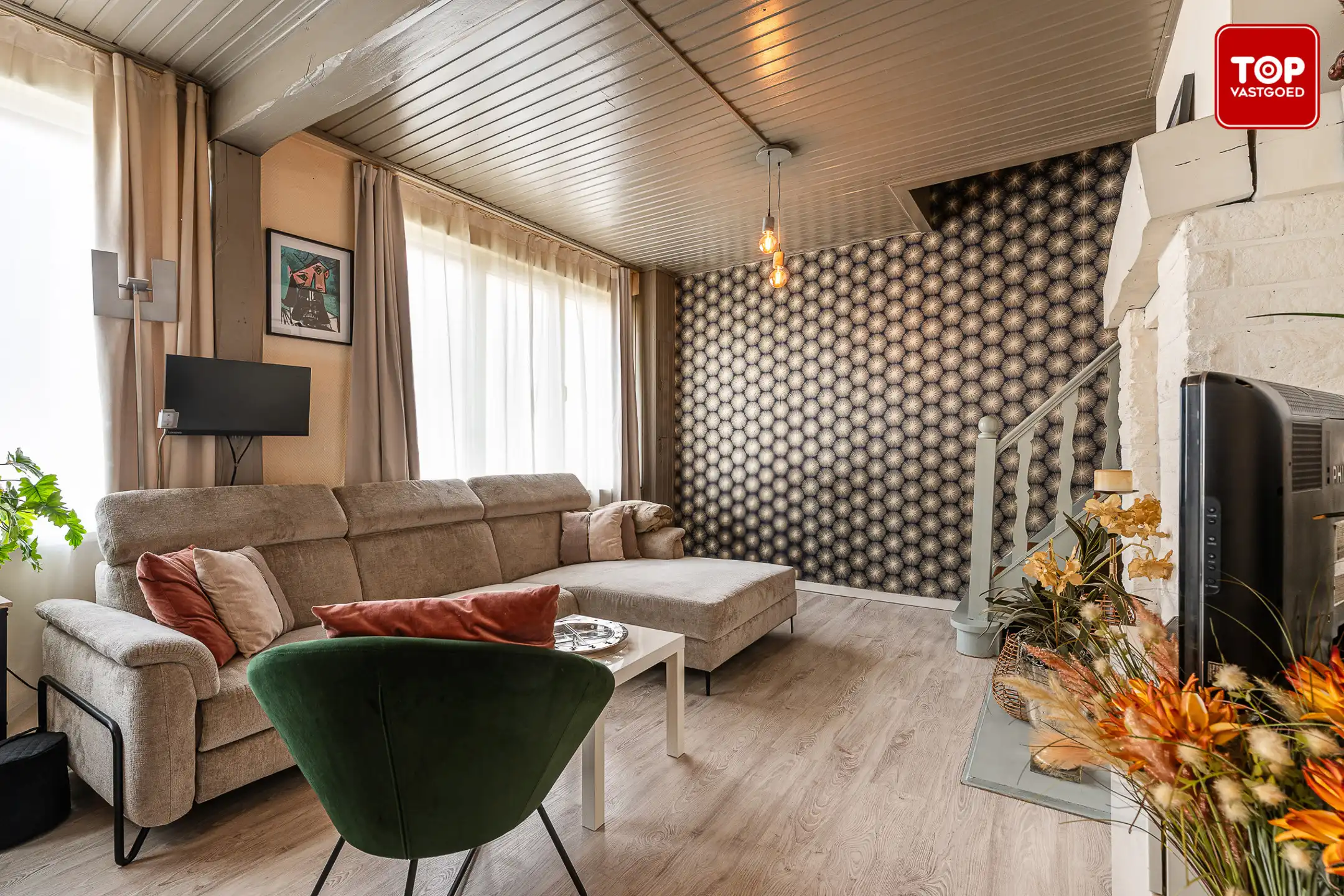 Statige, lichtrijke woning met 3 slaapkamers en stadskoer foto 6