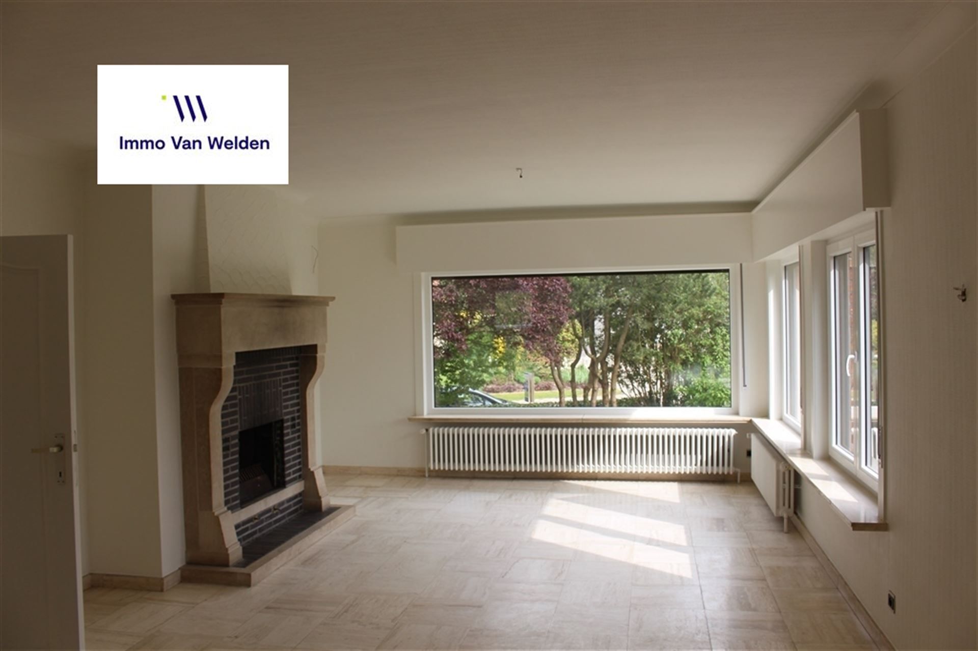 Rustig gelegen ruime woning met grote tuin foto 5