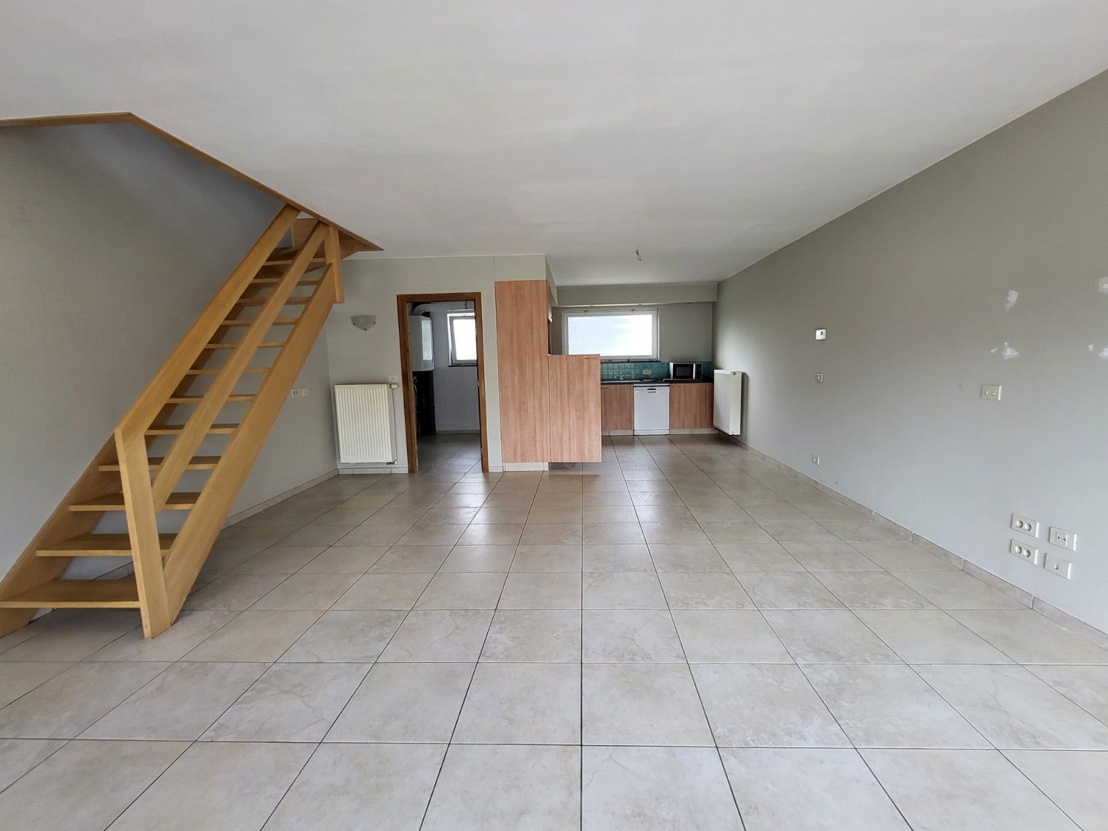 Triplexwoning gelegen nabij het park van Poeke foto 2