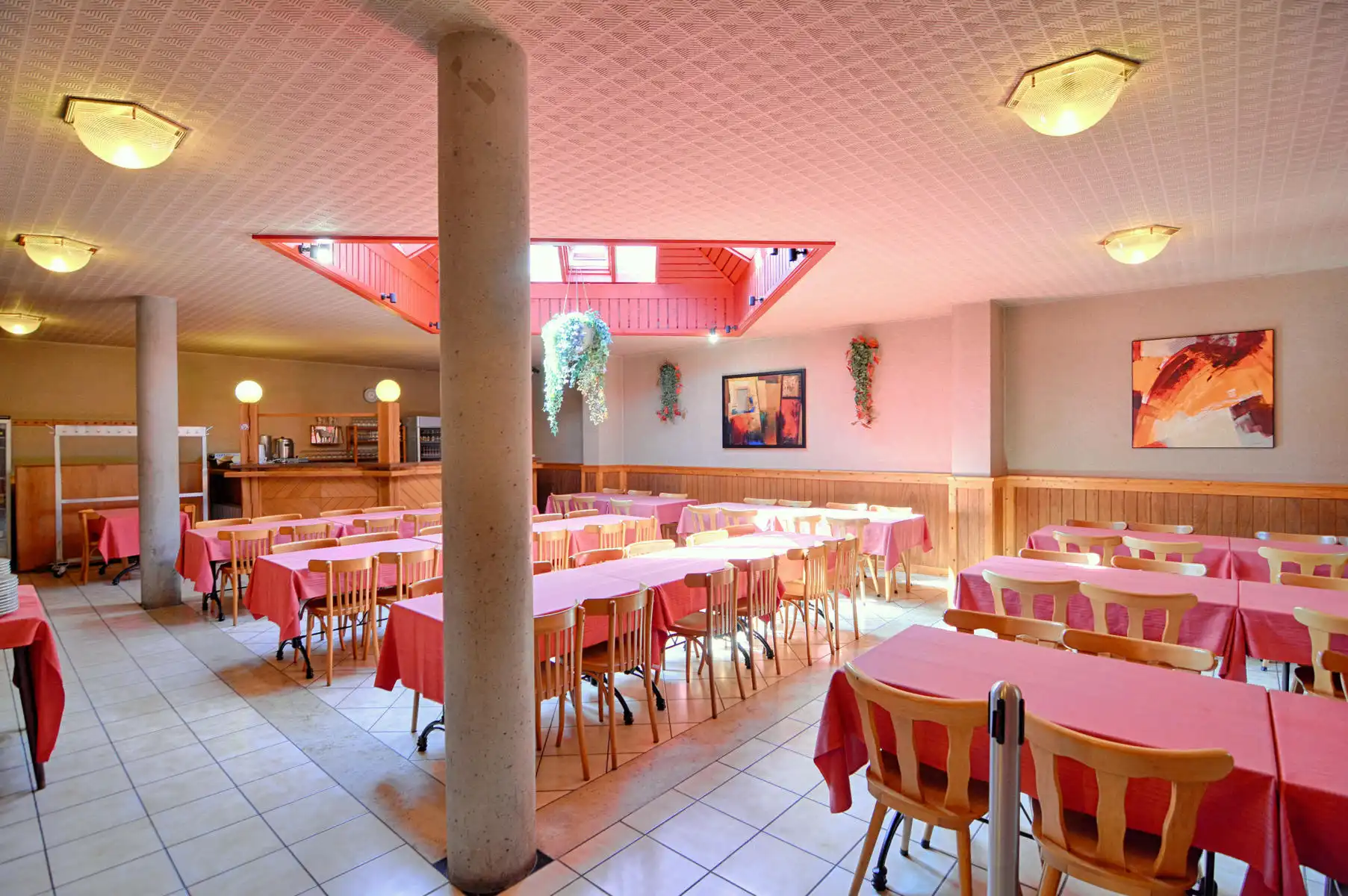 Statig horecapand met feestzaal en riante woonst.  foto 6