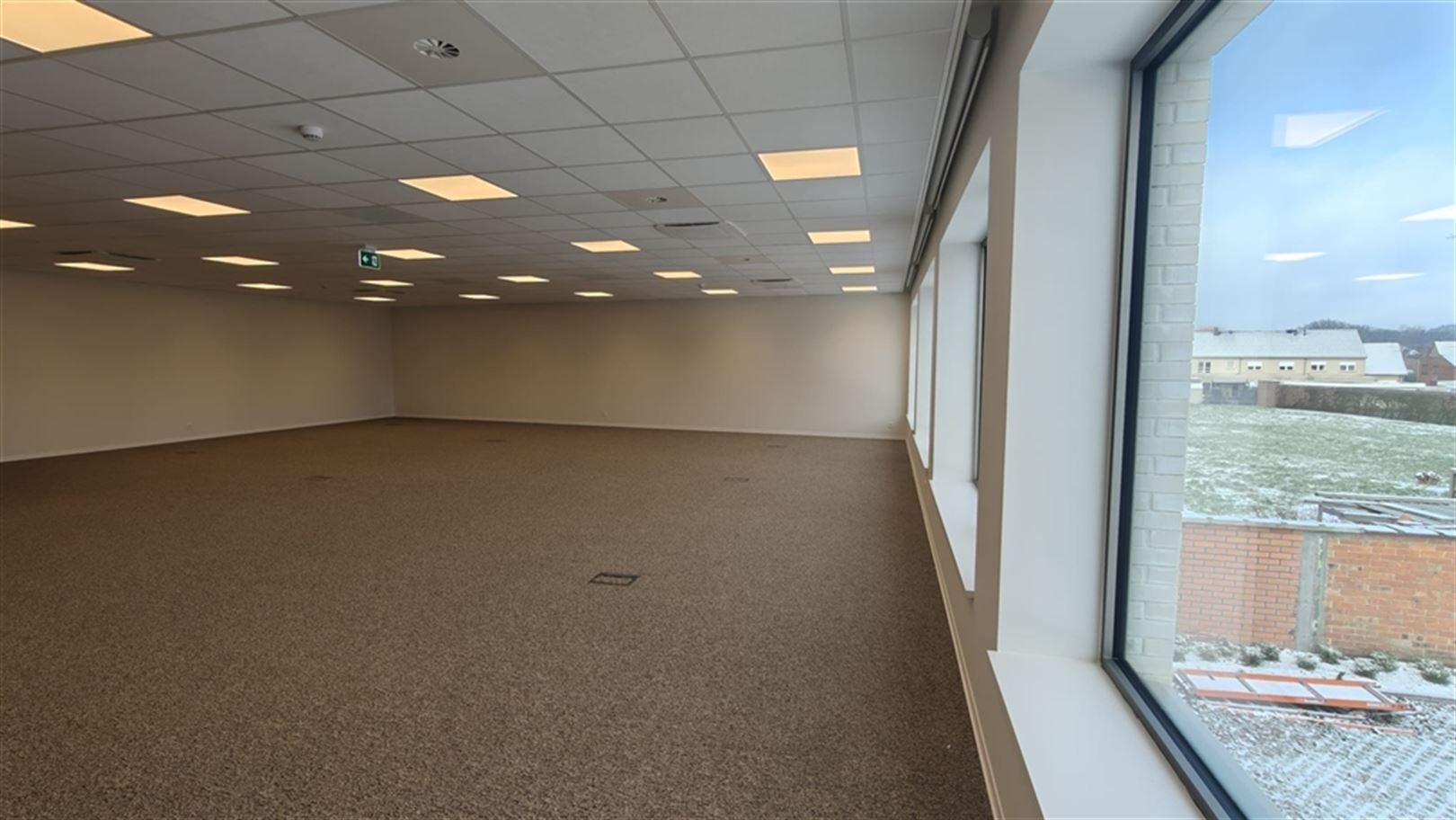 Nieuwbouw kantoren op strategische locatie in Destelbergen foto 7