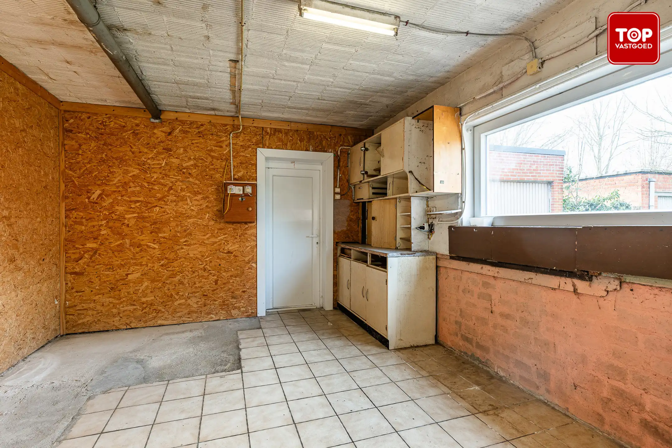 HOB met 3 slaapkamers en tuin foto 9