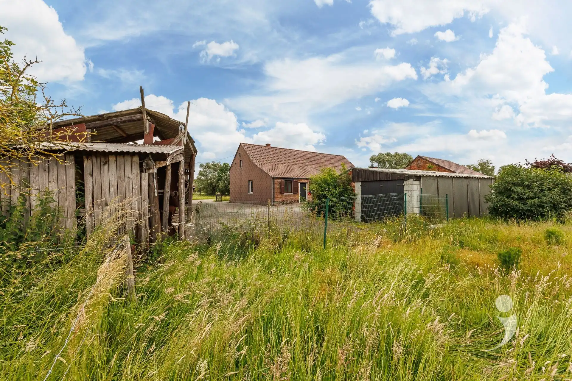 Unieke te renoveren hoeve op perceel van 68a  foto 38