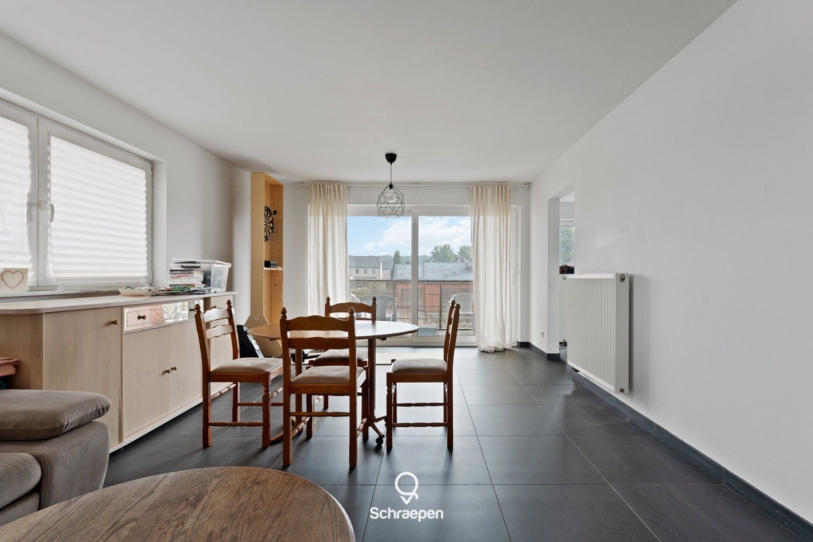 Instapklaar appartement met 2 slpks en garage op wandelafstand van centrum-Zonhoven! foto 5
