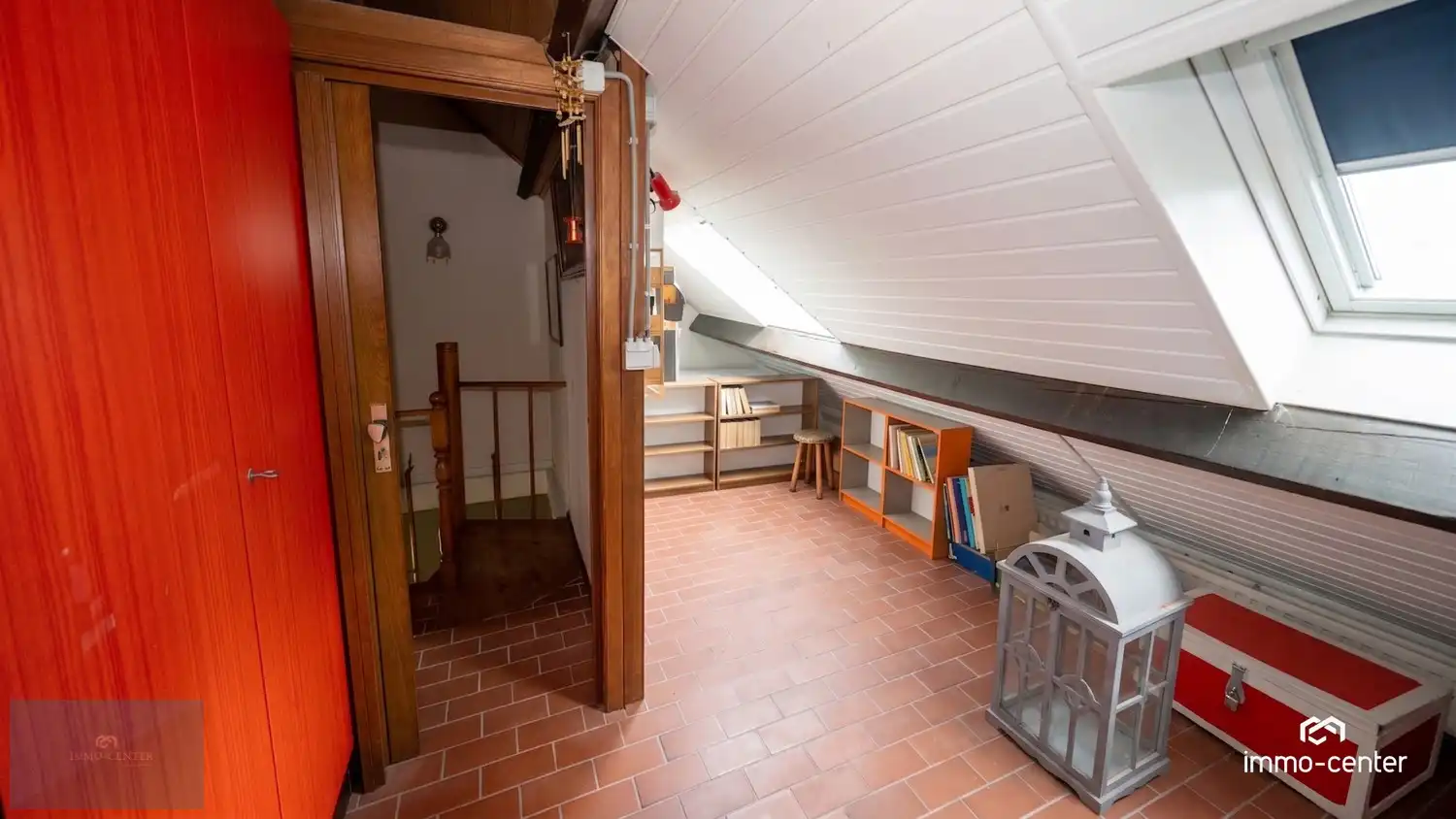 Rustig gelegen woning met 5 slaapkamers en tuin in Genk foto 14
