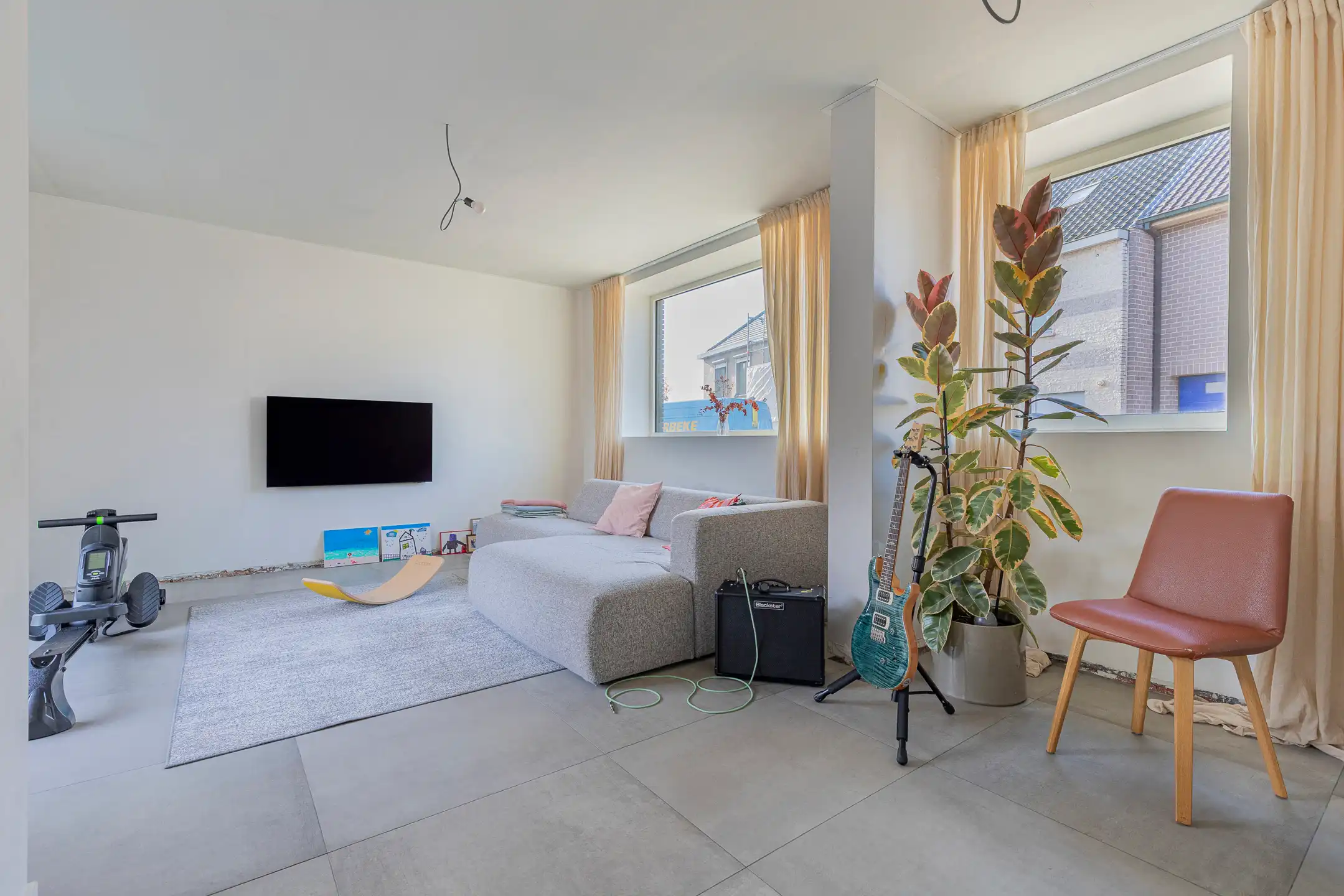 HERZELE - Recent gerenoveerde woning op centrale locatie  foto 10