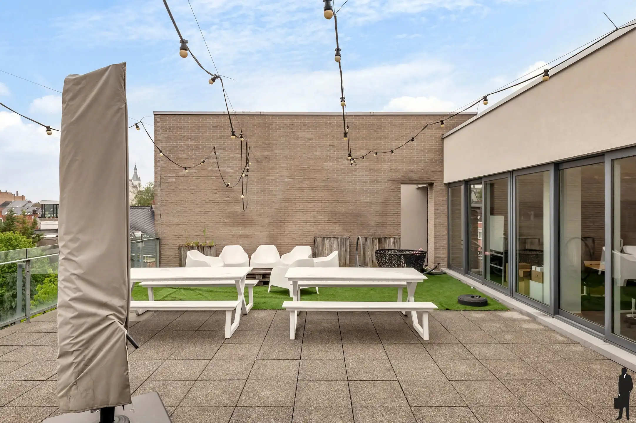 4 gerenoveerde kantoorruimtes (geheel of gedeeltelijk te huren) in een karaktervolle geklasseerde herenwoning met uitstekende bereikbaarheid en ruime parkeervoorzieningen. foto 29