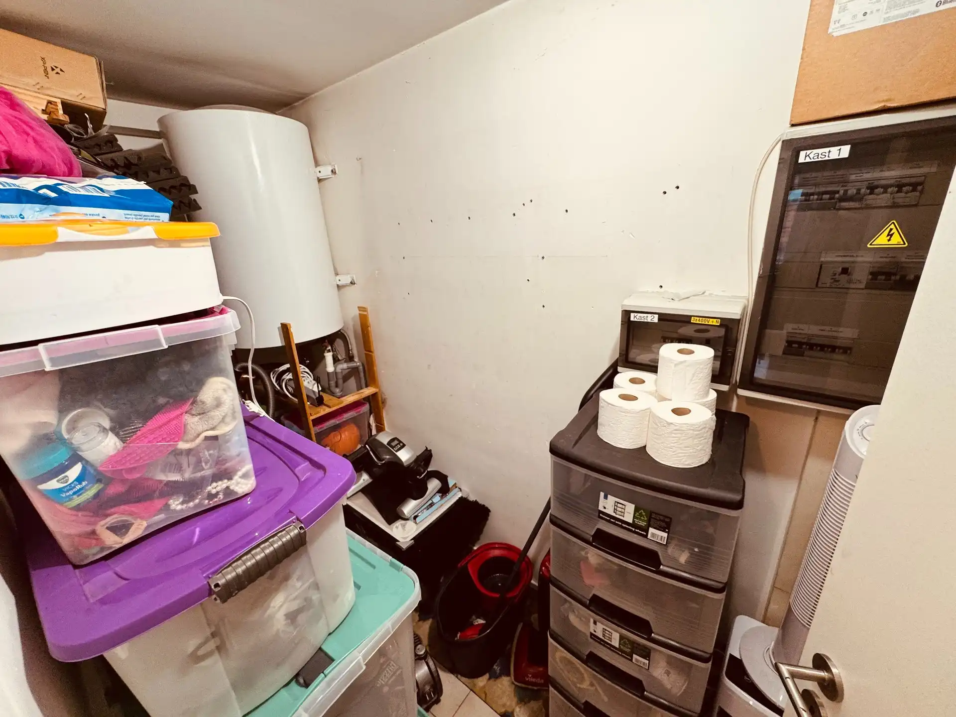 Gerenoveerd duplex-appartement in Bredene – instapklaar, energiezuinig en verhuurd aan €595/maand. foto 8