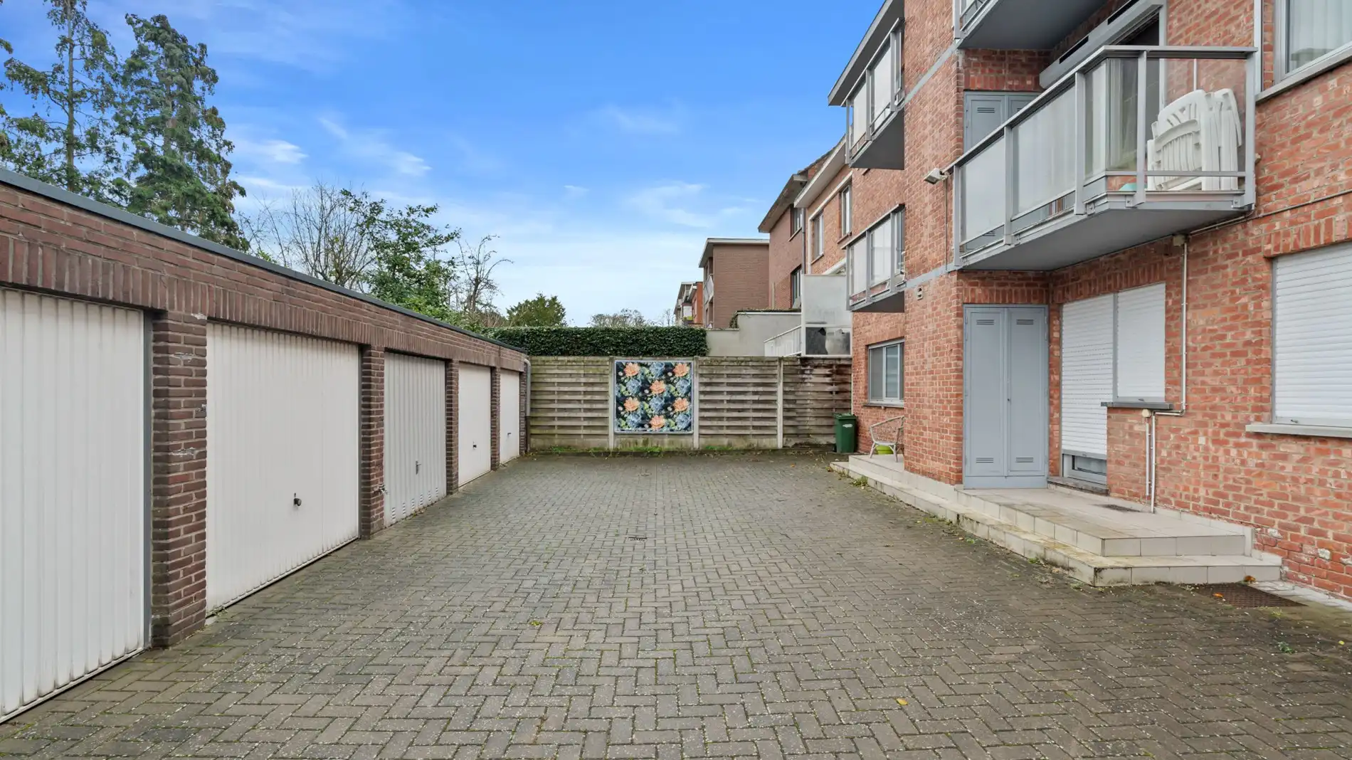 KESSEL-LO instapklaar 1 SLK app incl garage foto 12