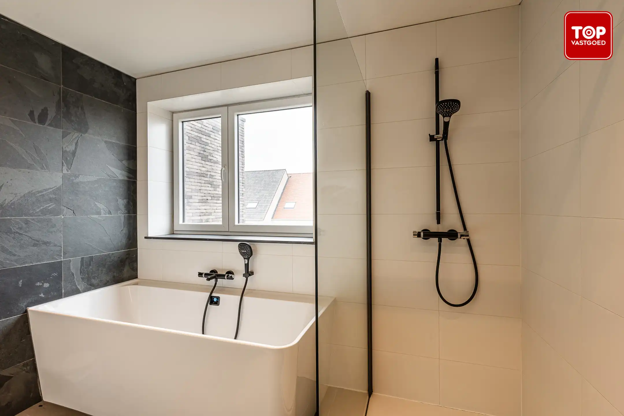 Stijlvolle en energiezuinige gezinswoning met hoogwaardige materialen en zonnige tuin foto 18