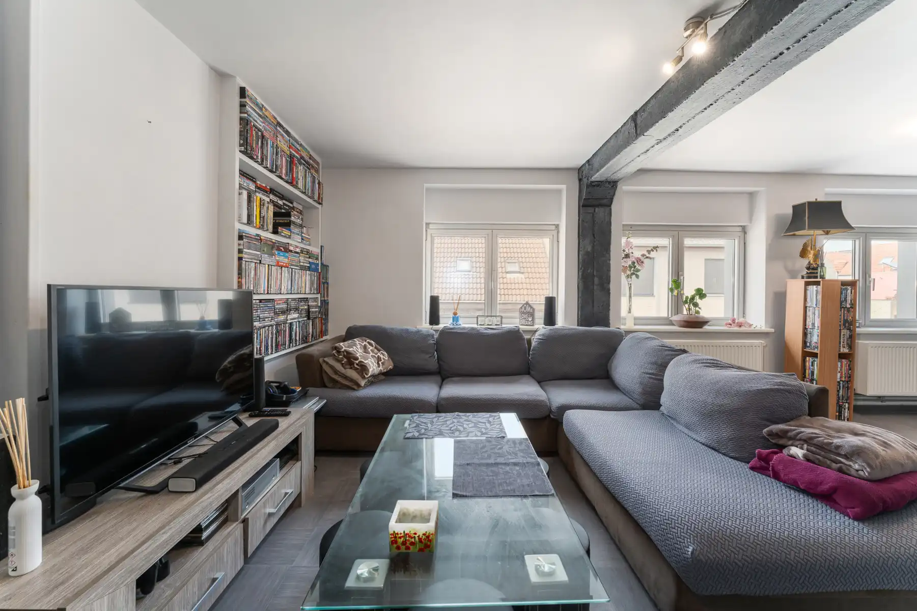  Polyvalente kantoorruimte en 2 appartementen foto 18