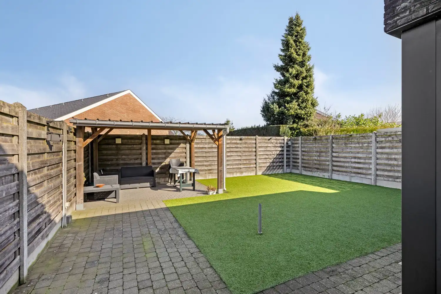 Energiezuinige gezinswoning met 4 slaapkamers, tuin en garage foto 28