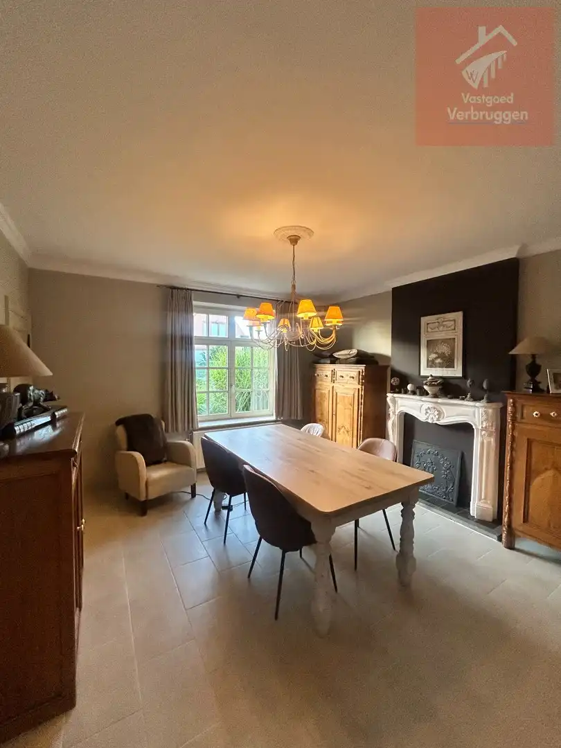 Woning met 2 slaapkamers, garage en tuin foto 4