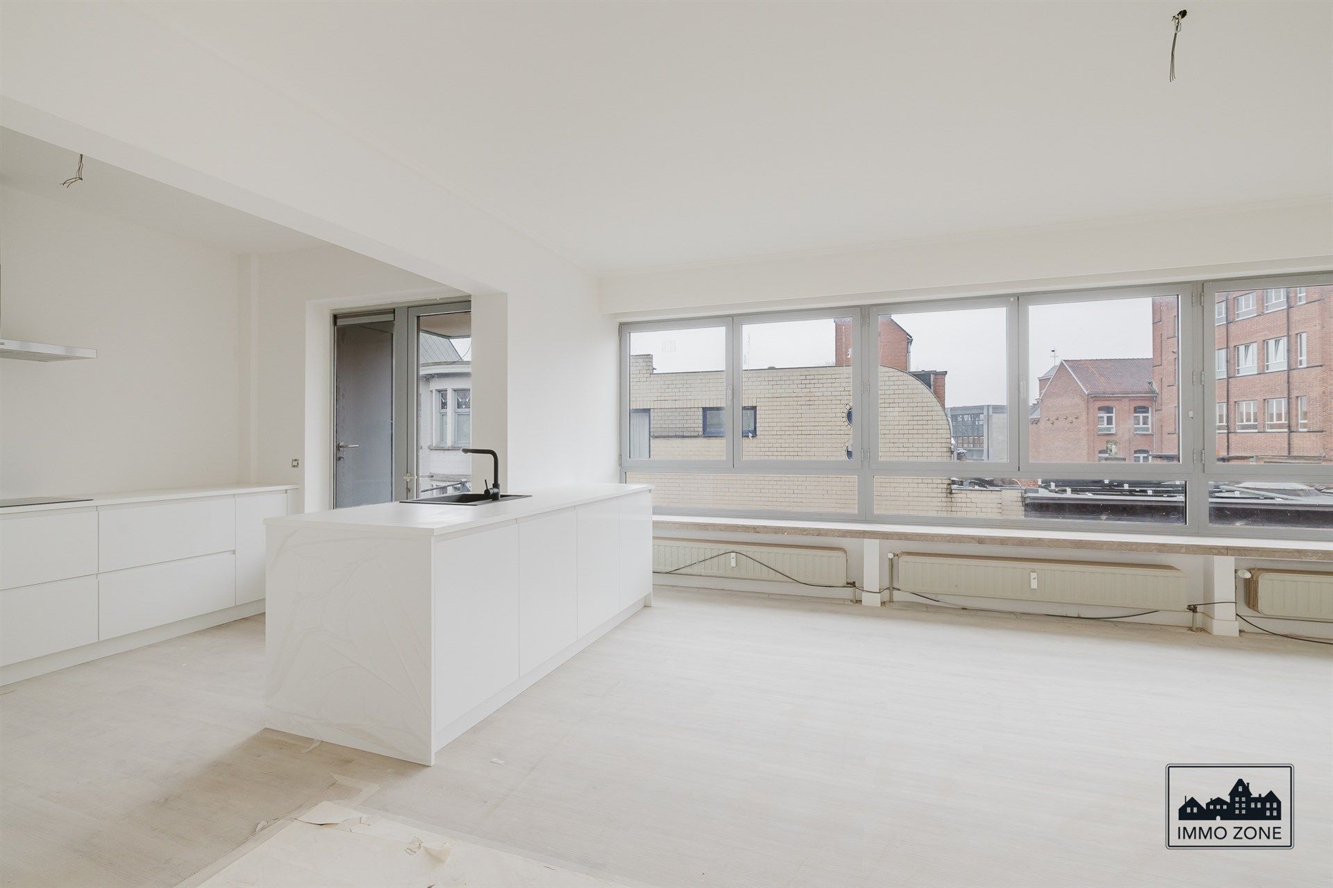 Pas gerenoveerd appartement met B-label in Sint-Niklaas foto 2