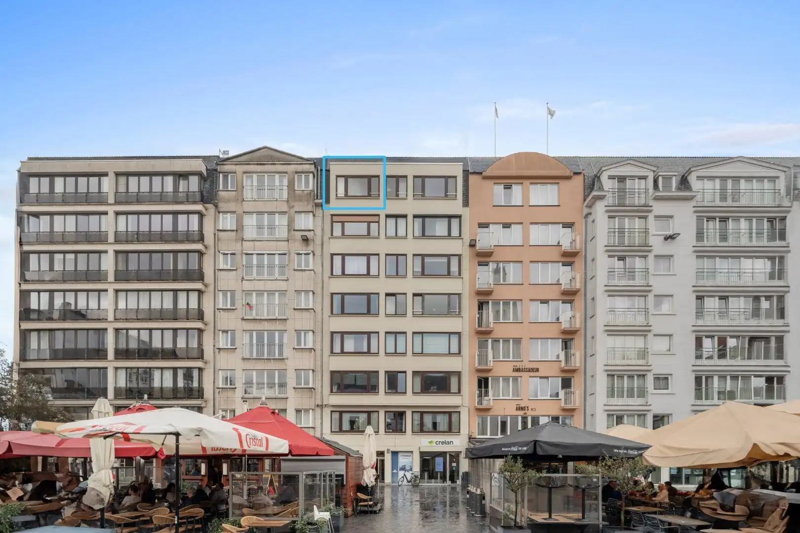 Hoofdfoto van de publicatie: Appartement met 2 slaapkamers te koop in hartje Oostende – Wapenplein