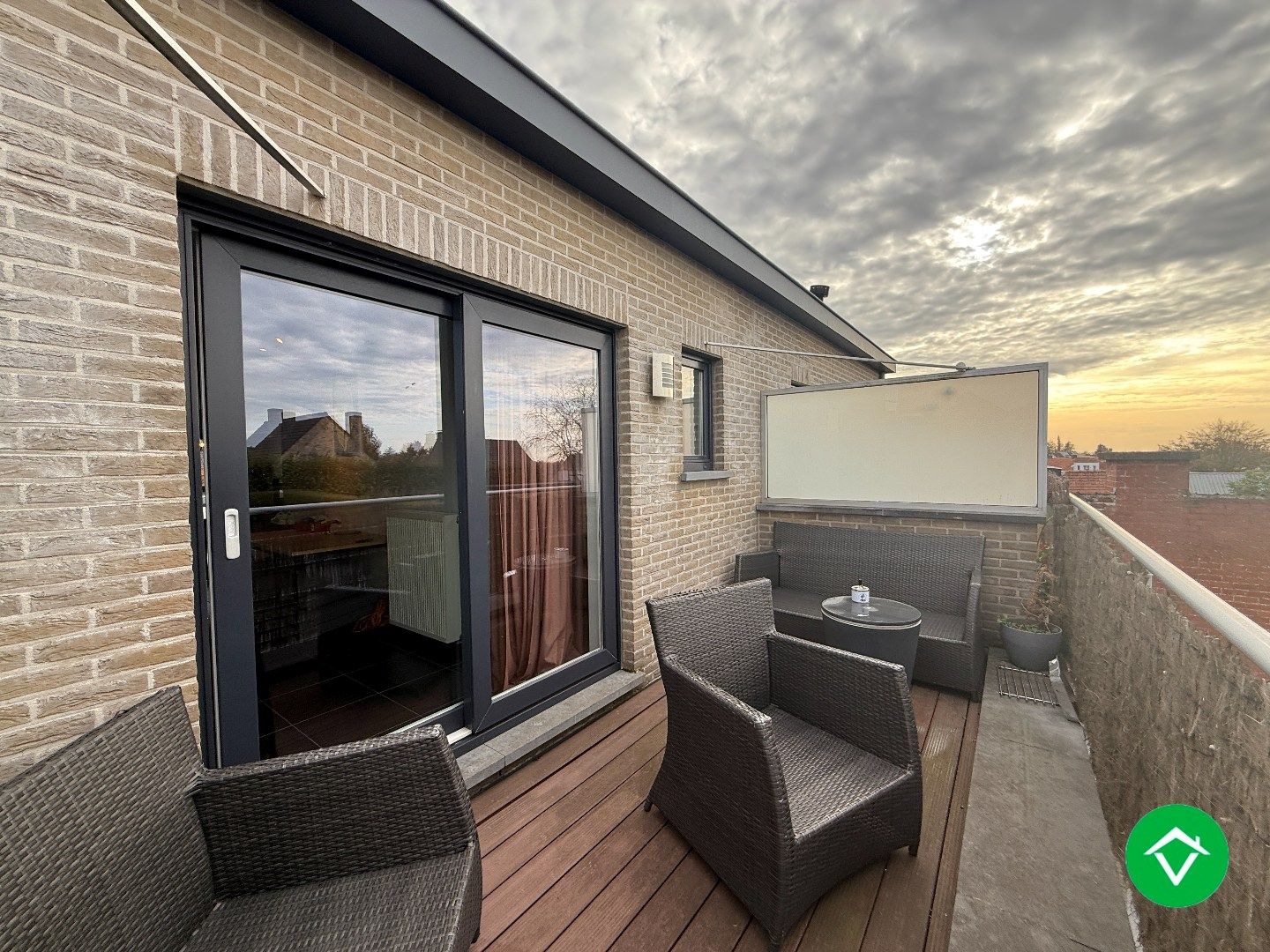 Duplexappartement met twee slaapkamers, zonneterras en parking te Moorslede  foto 9