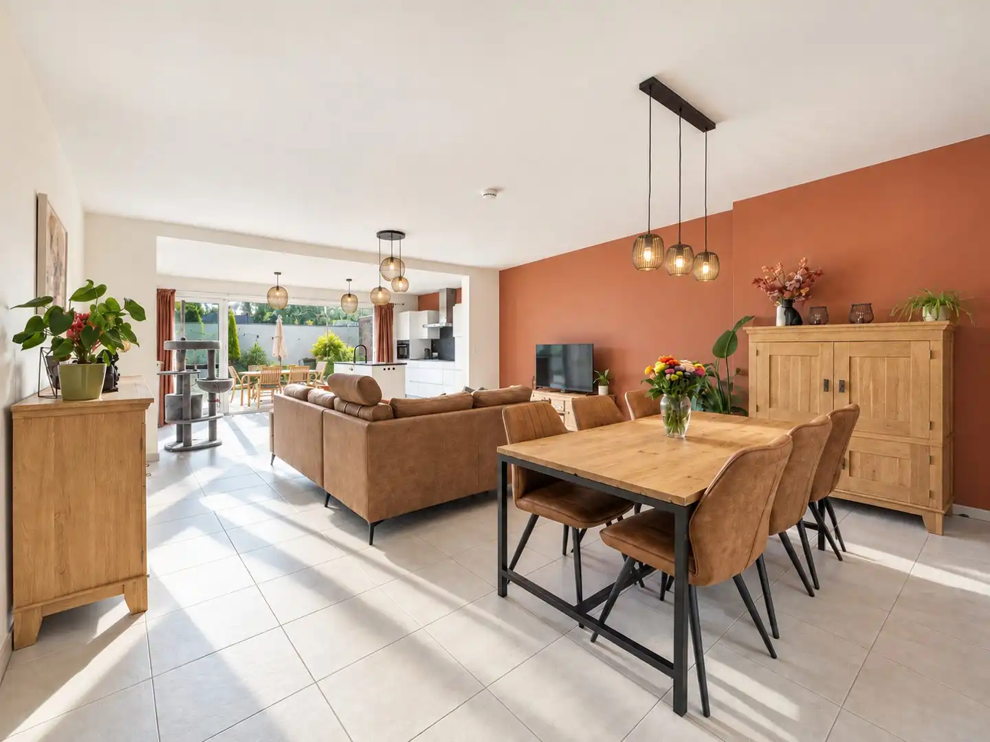 Ruim gelijkvloers appartement (127 m²) met gróót terras, garage én staanplaats foto 6