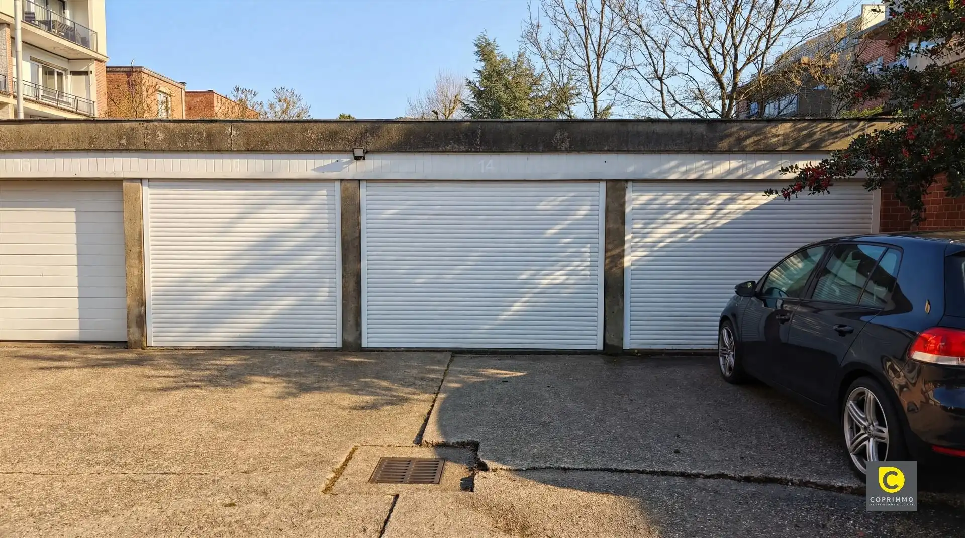 Staanplaatsen & garageboxen foto 5