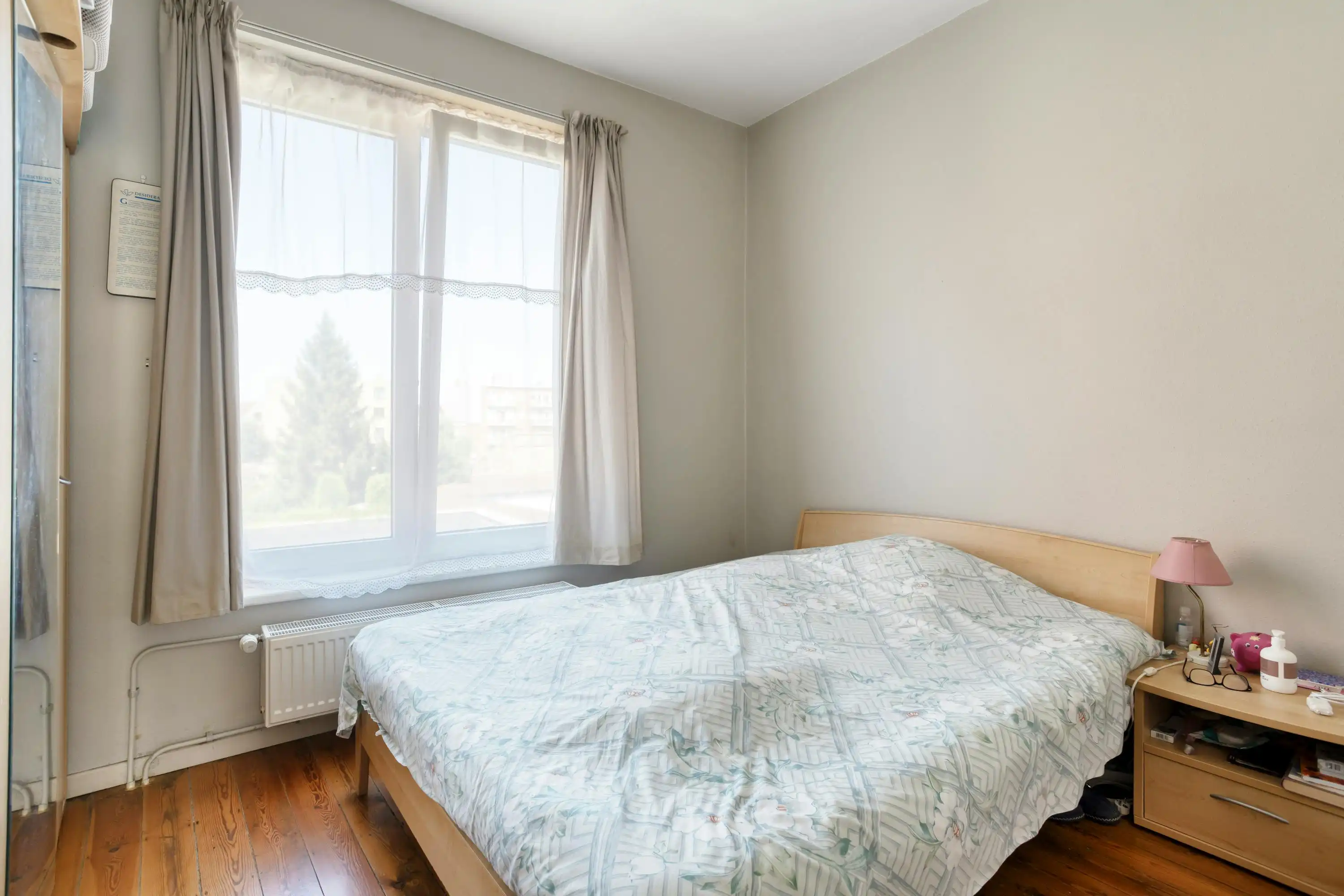 Gerenoveerde en verhuurde woning met 4 slaapkamers in hartje Ieper foto 13