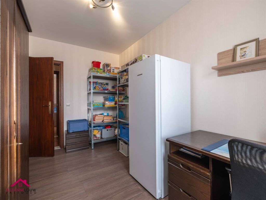 Zeer goed onderhouden, vrijstaande en gelijkvloerse woning foto 37