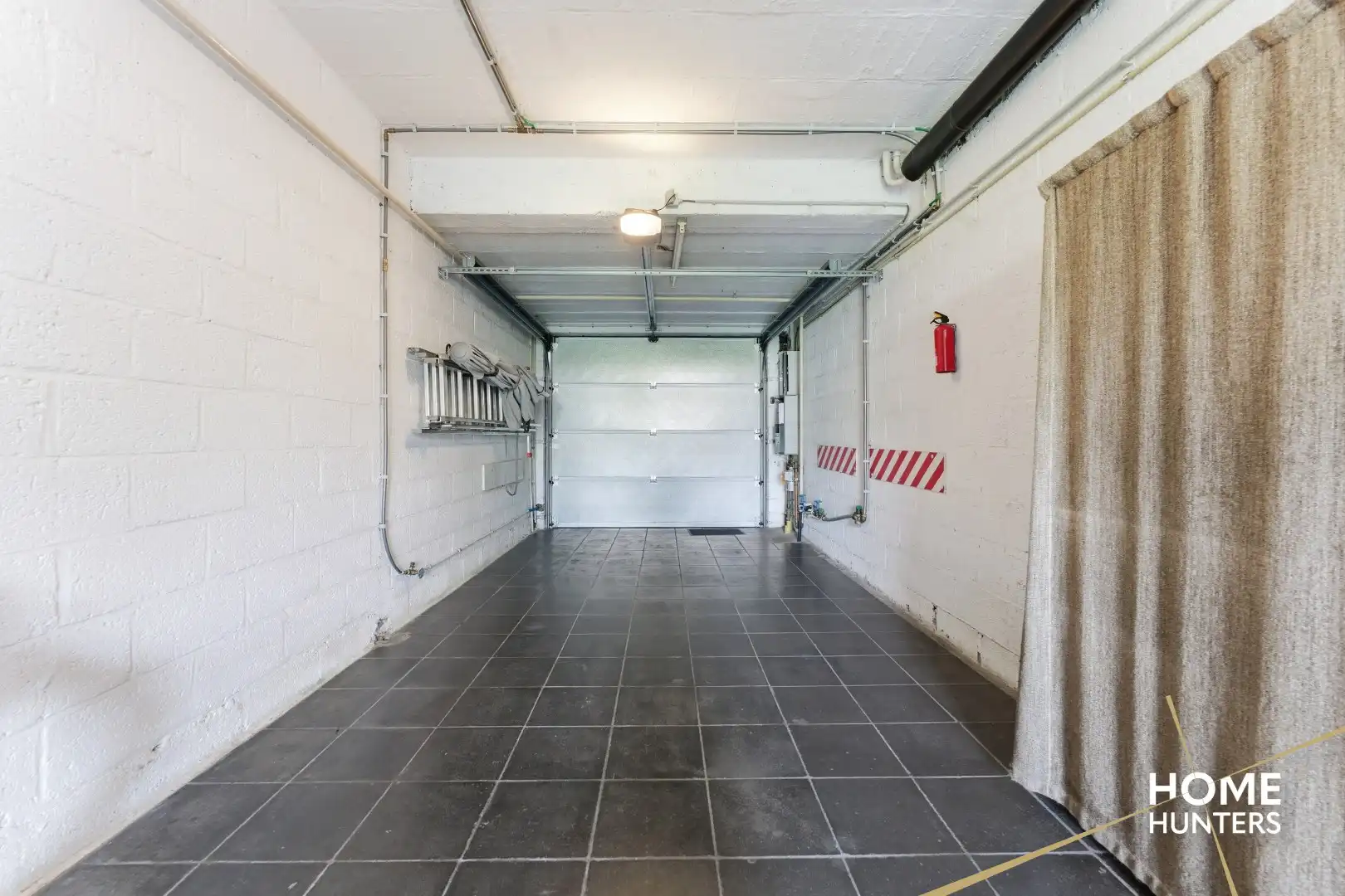 Ruim wonen in alle rust: halfopen woning met 4 slaapkamers in Ieper foto 9