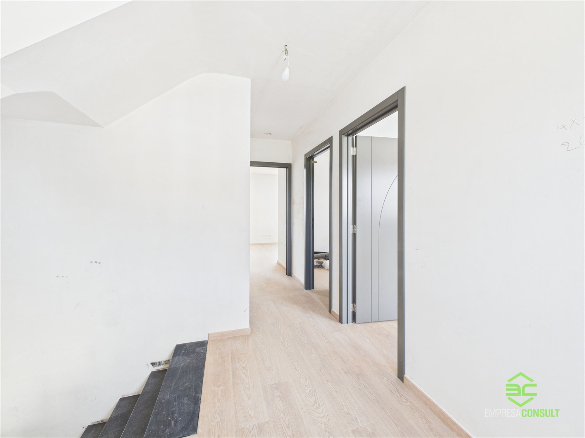 Ruime nieuwbouwwoning met 4/5 slpk en 2/3 badk! foto 13