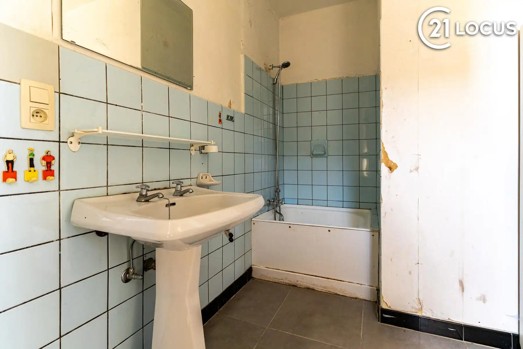 Instapklare HOB met 3 slaapkamers en tuin in hartje Beveren! foto 9