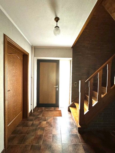 Vrijstaande woning met 5 slaapkamers. foto 60