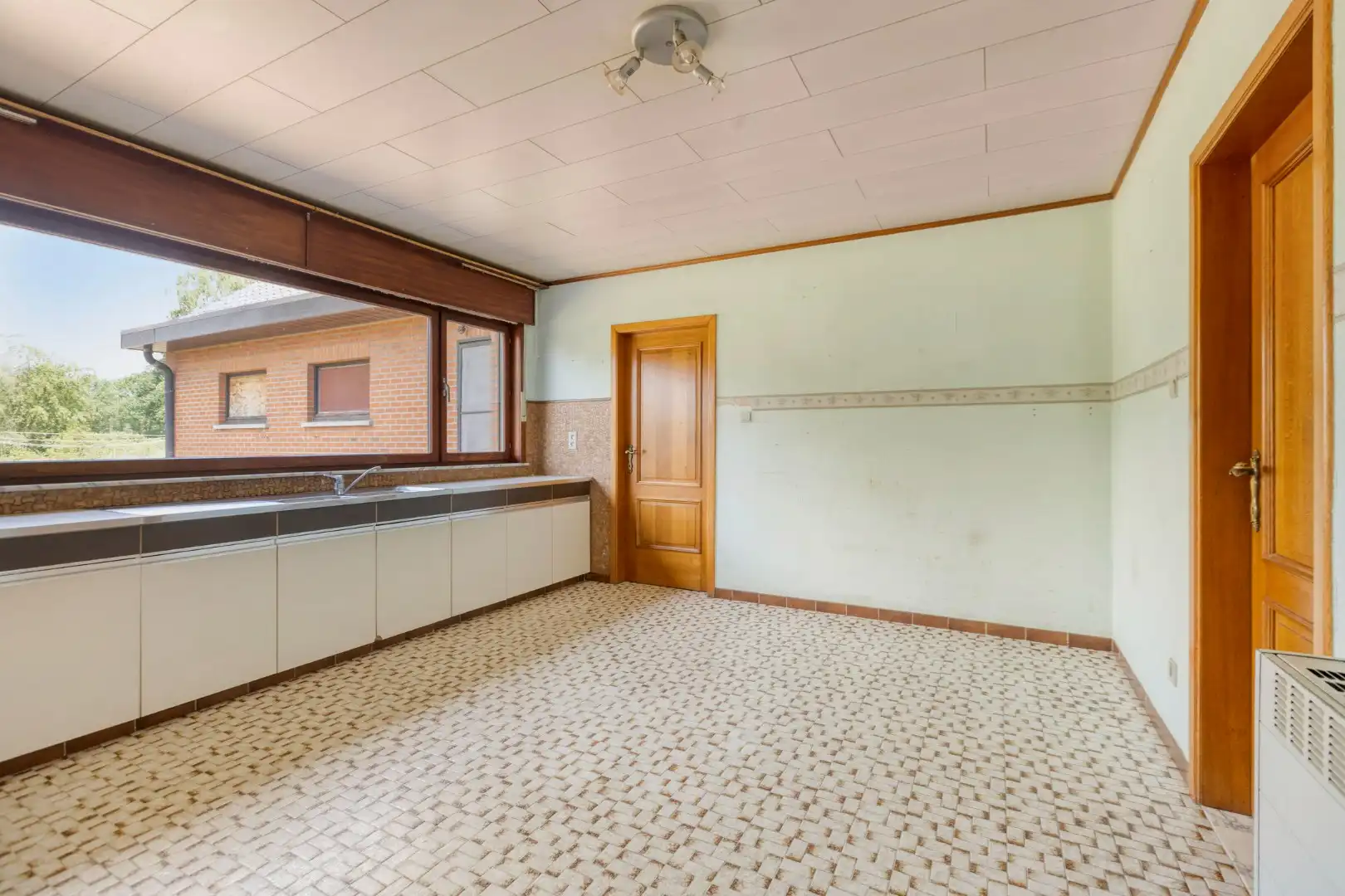 Te renoveren woning met 4 slpks, rustig gelegen in Hulsen op 3.675 m² !  foto 10