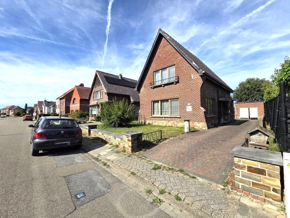 Te renoveren 4-gevelwoning in Peutie – Potentieel en perfecte ligging! foto 22