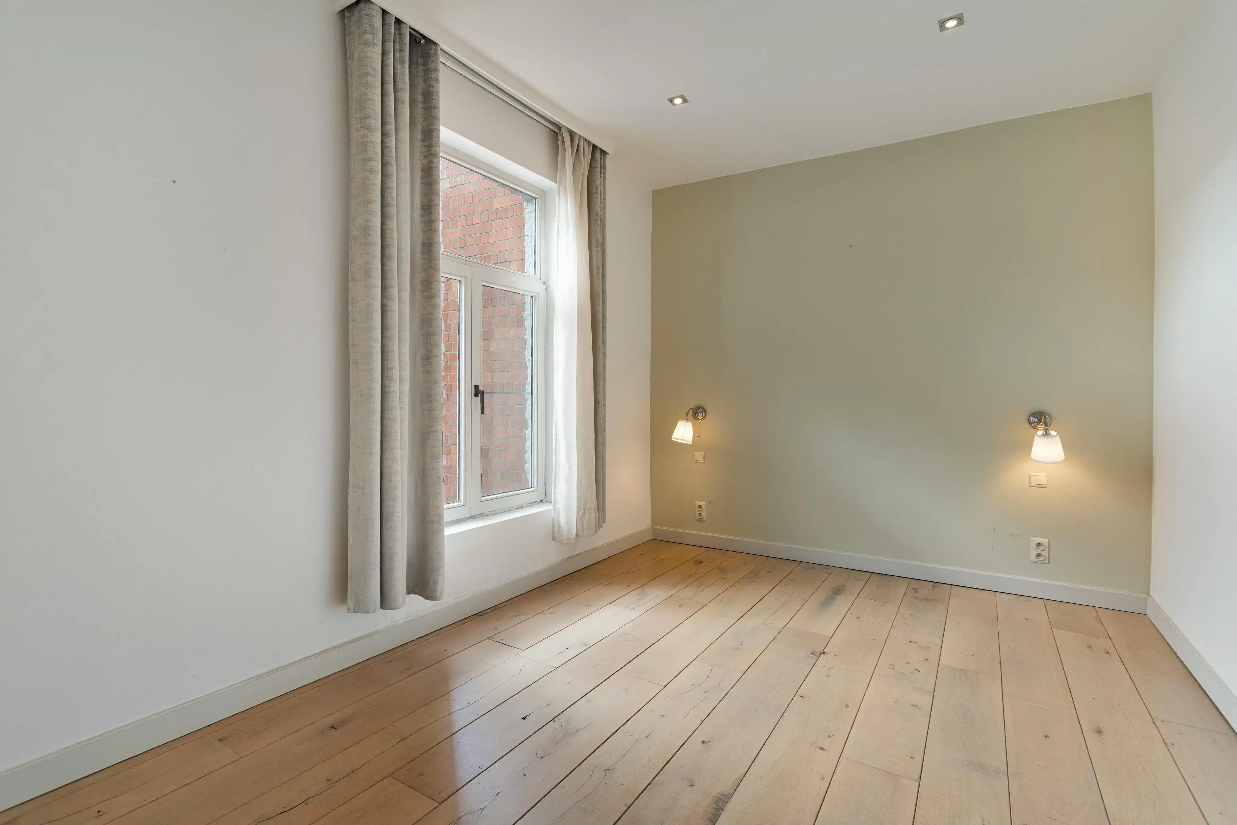 Uniek gerenoveerde herenwoning in Brugge met 3 slaapkamers foto 11