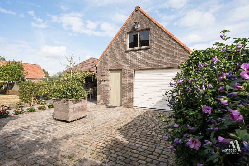 Charmante woning op 1.218m² met ruimte, groen en een prachtig uitzicht te Kleit foto 7