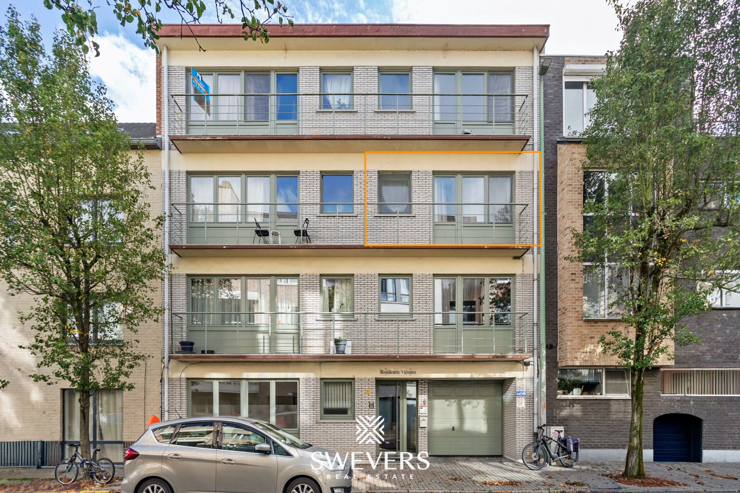 Instapklaar 1-slaapkamerappartement met terras in hartje Diest foto {{pictureIndex}}