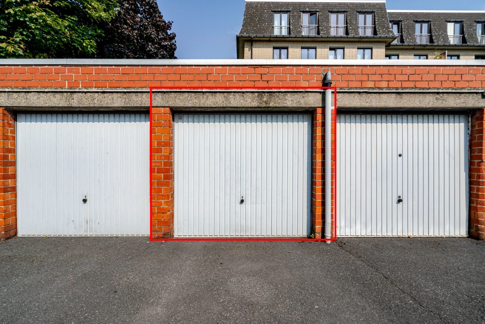 Goed gelegen appartement met garagebox foto 16