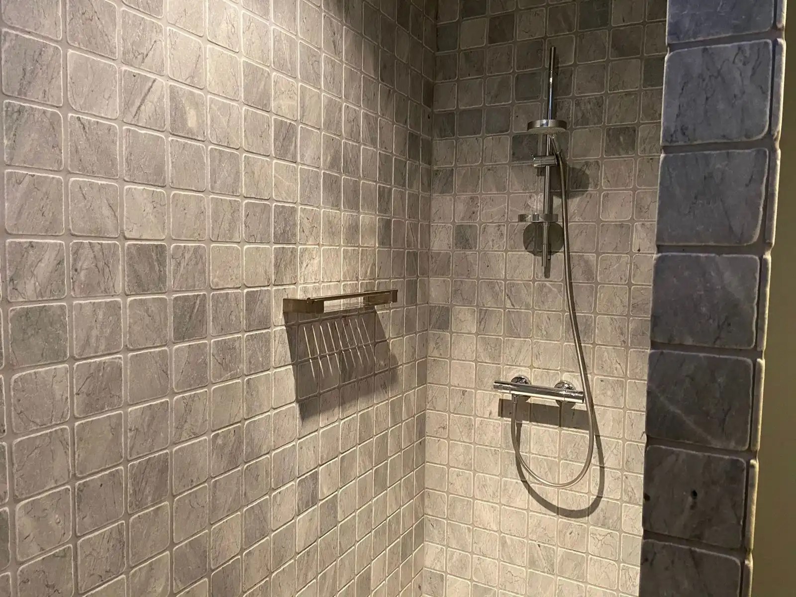 Mooie recente woning in doodlopende straat foto 17