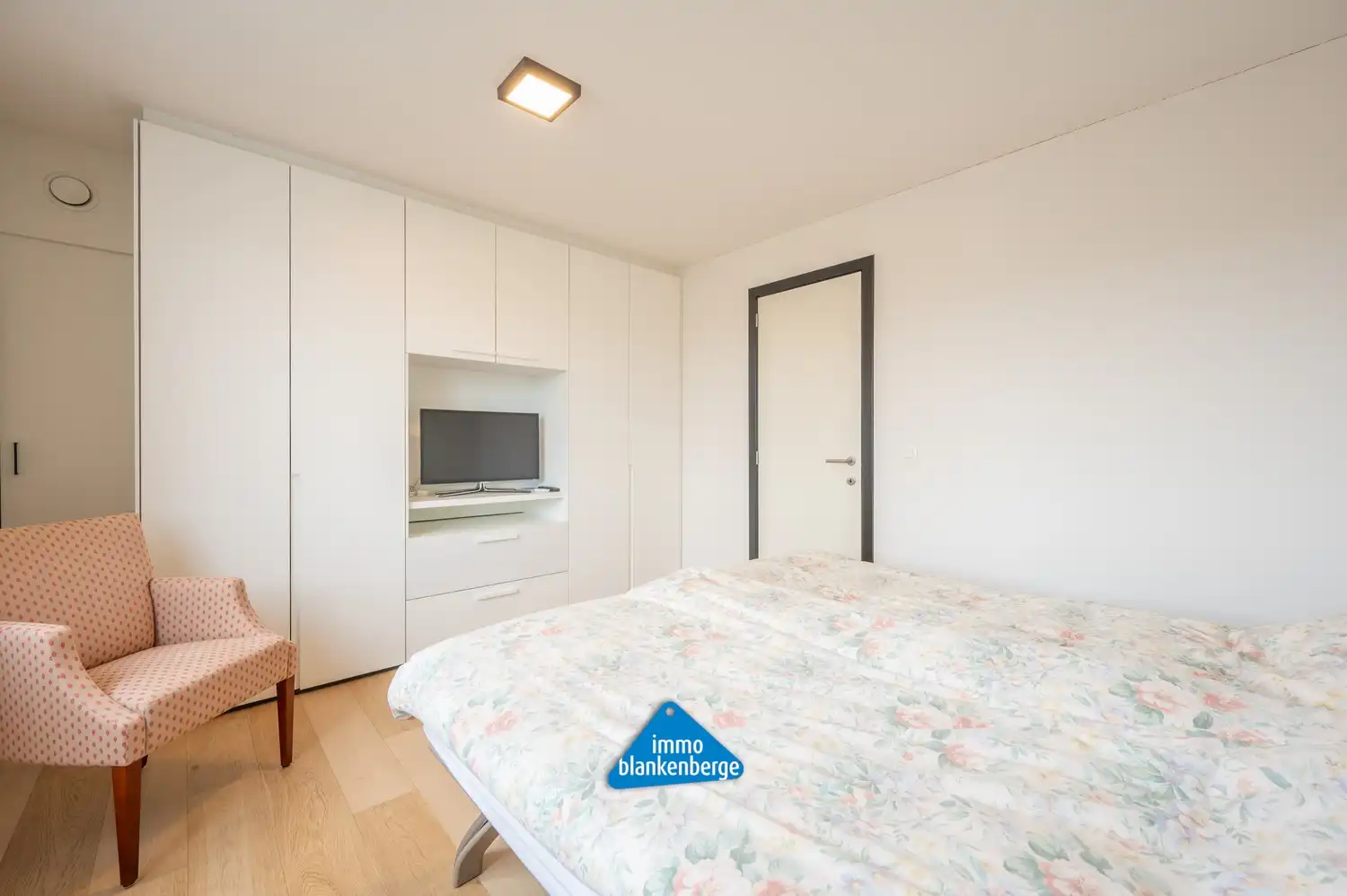 Exclusief Duplexappartement (240m²) met Drie Ruime Terrassen foto 25