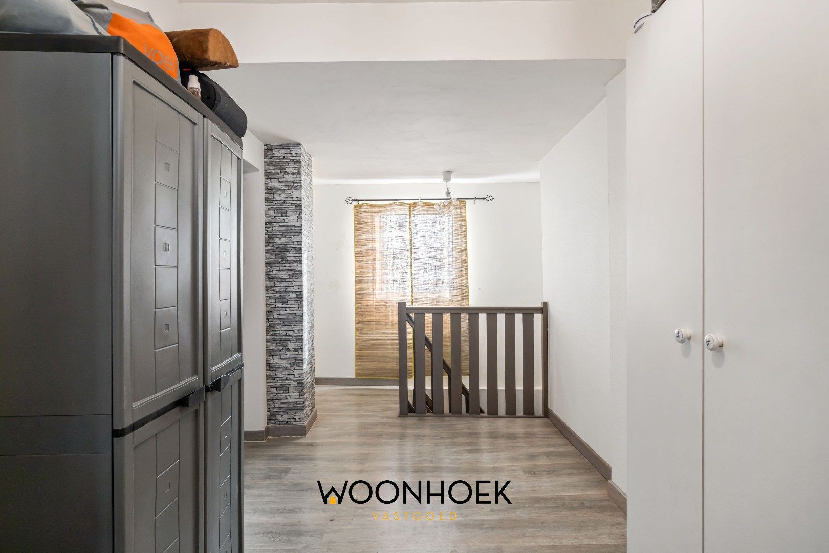Ruime woning in centrum Waasmunster  foto 8