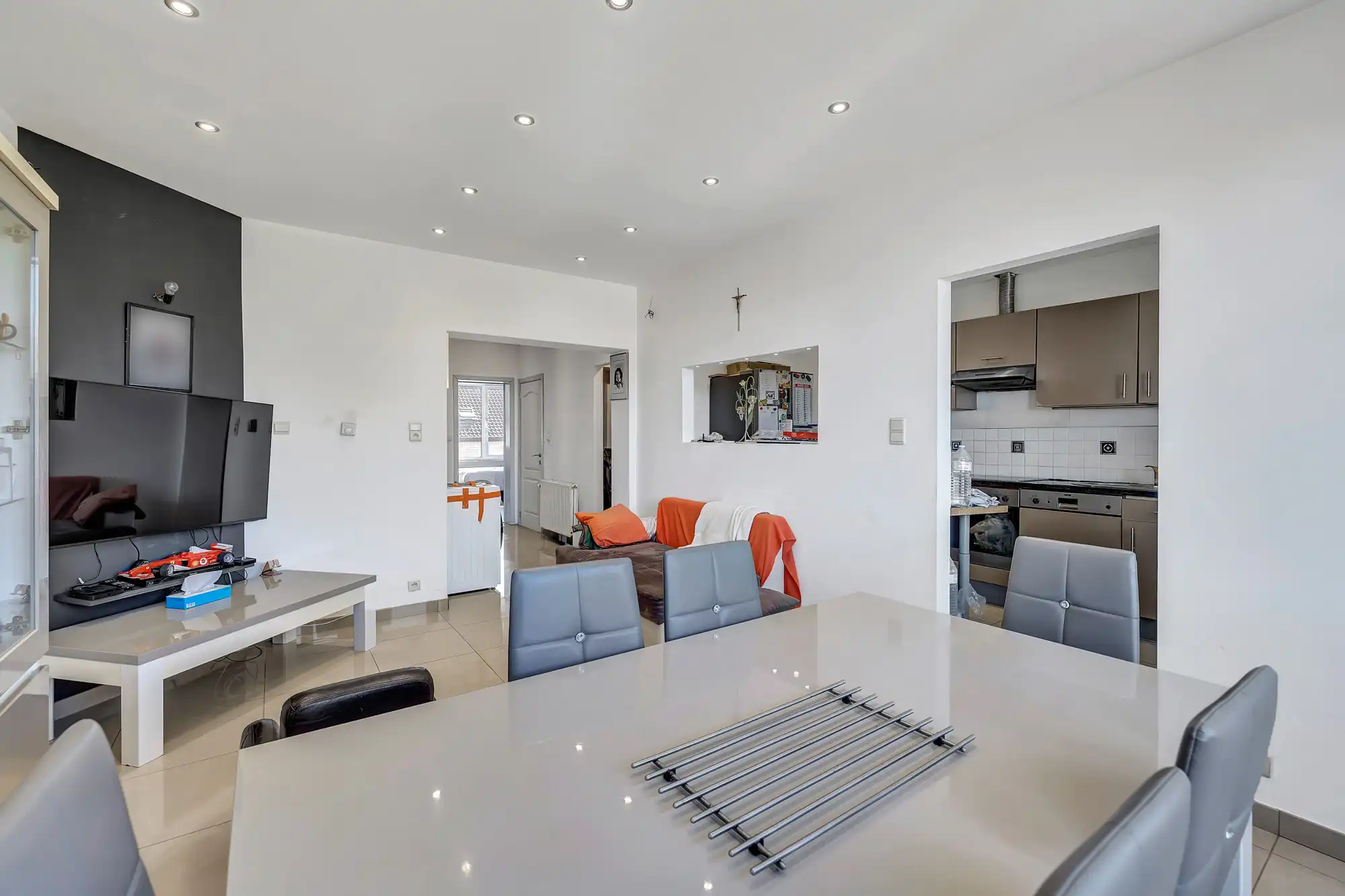 Instapklaar appartement te koop in Anderlecht foto 6