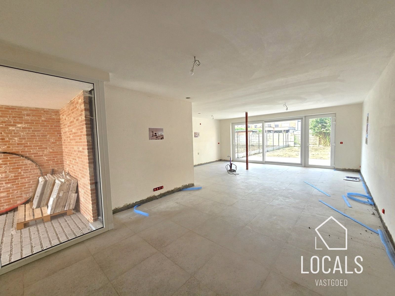 Moderne nieuwbouwwoning foto 6