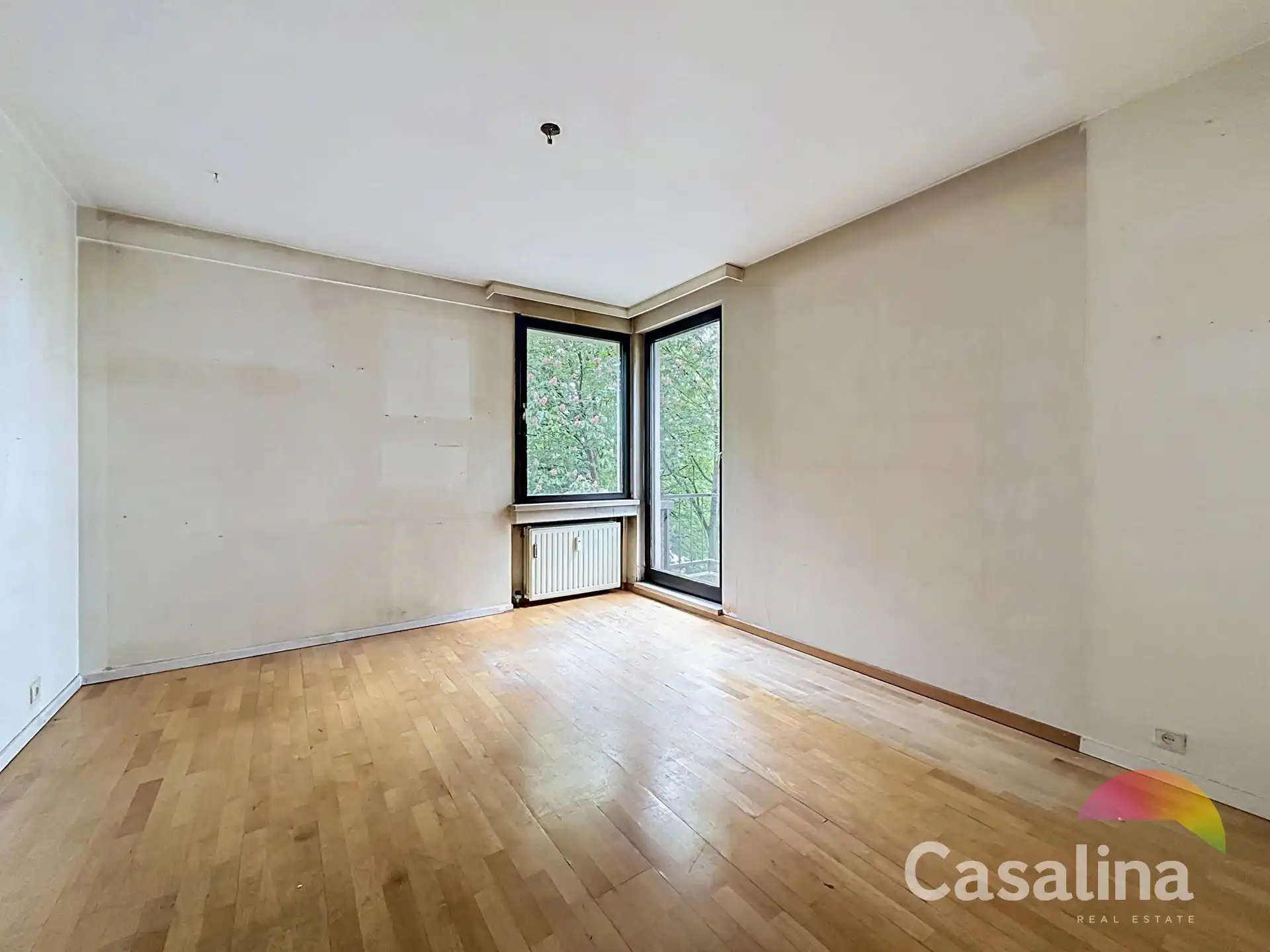Appartement van 88m² met terras TE RENOVEREN foto 13